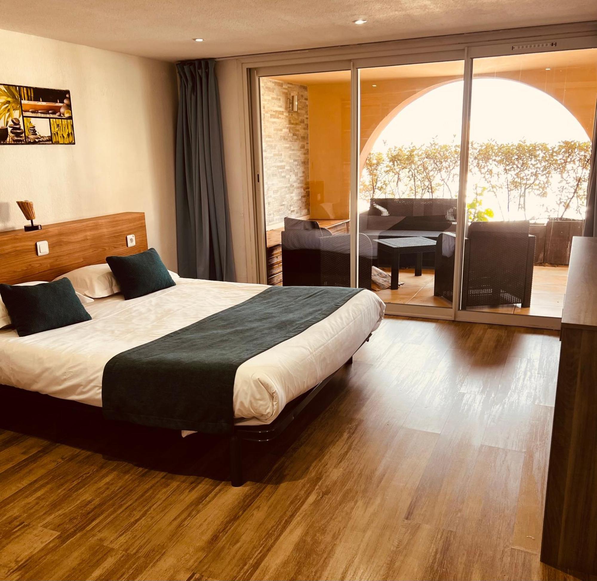 Calvi Appart Hotel