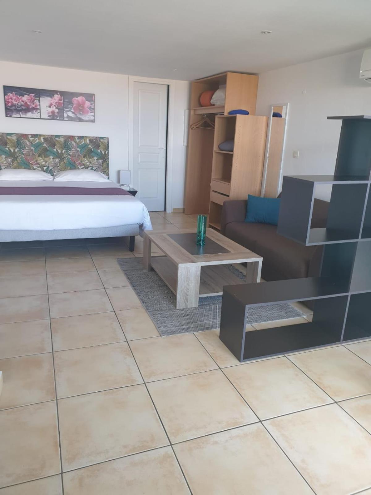 Aparthotel Calvi