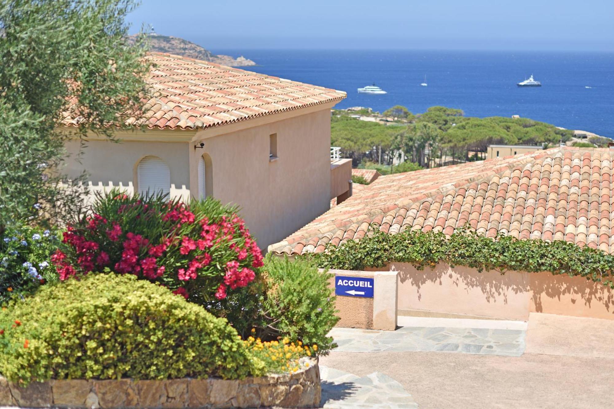 Calvi Aparthotel